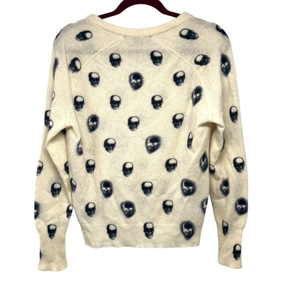 Skull Cashmere Riley Skull Graphic V Neck Long Sleeve Cozy Sweater Women’s Small - Picture 10 of 14